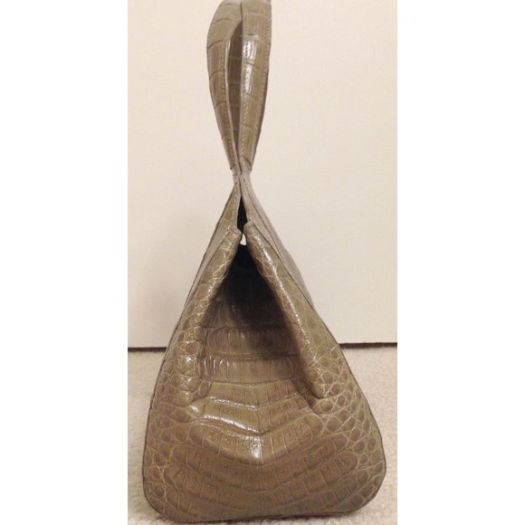 NWT GENUINE CROCODILE Nancy Gonzalez taupe grayish tan medium satchel doctor bag - Picture 4 of 10